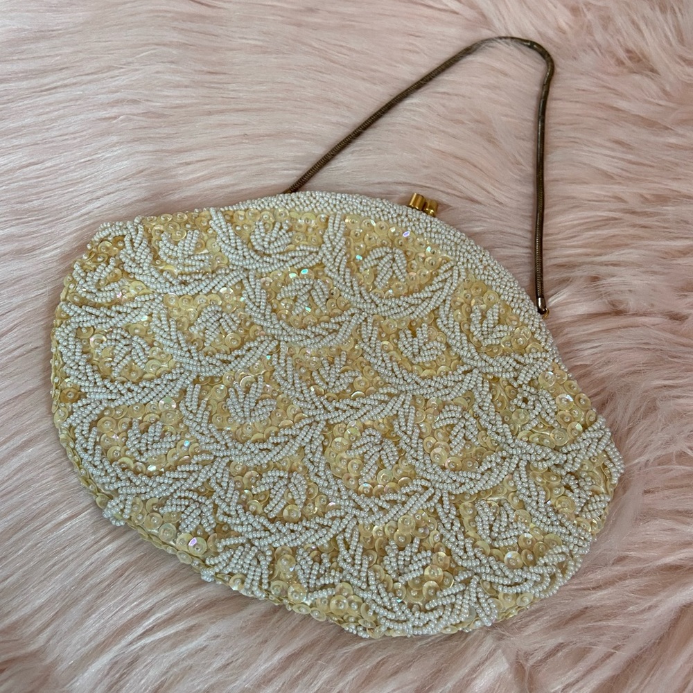 Vintage 60’s Cream Beaded Mini Wristlet Purse - Picture 2 of 6